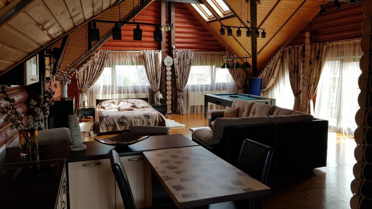 Luxury Villa With Pool And Sauna แชร์นิฟซี ภายนอก รูปภาพ