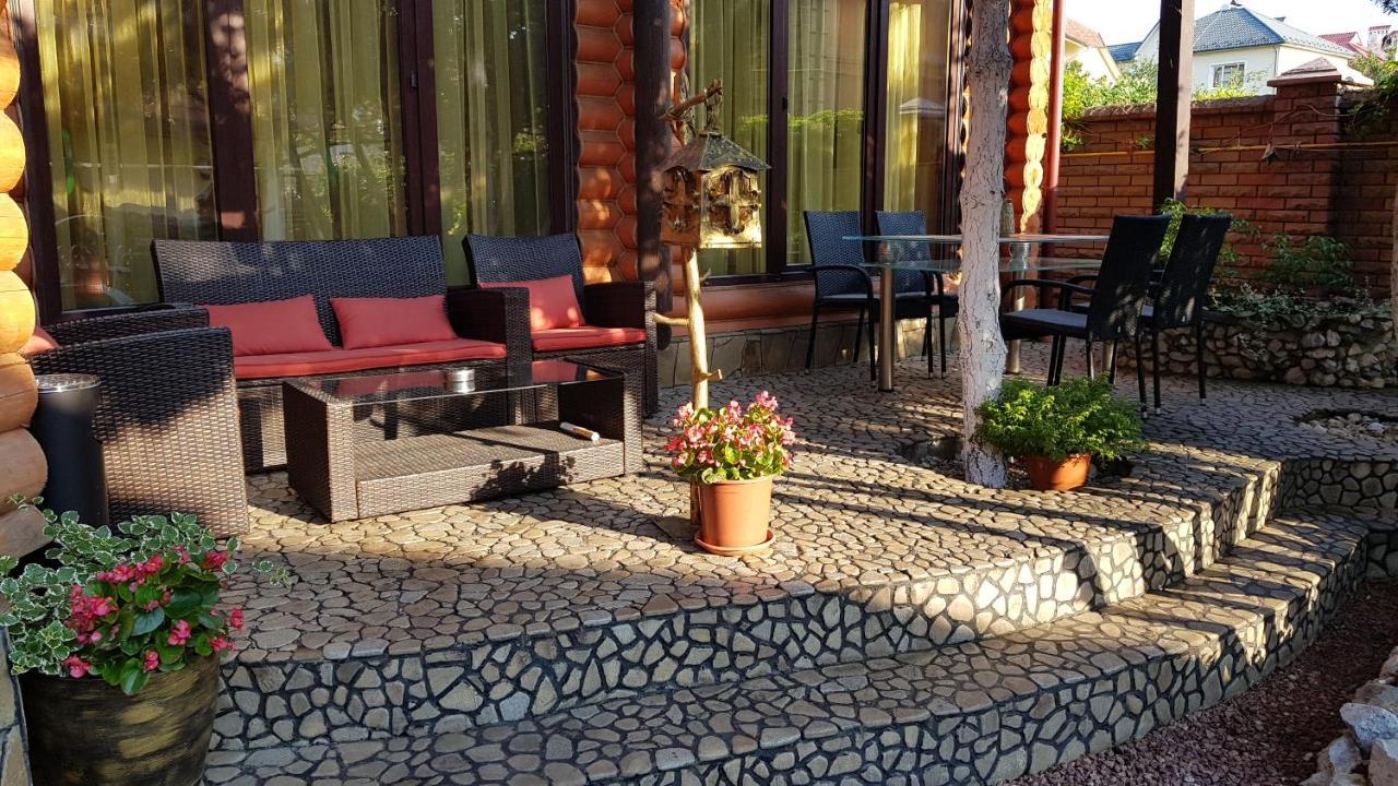 Luxury Villa With Pool And Sauna แชร์นิฟซี ภายนอก รูปภาพ