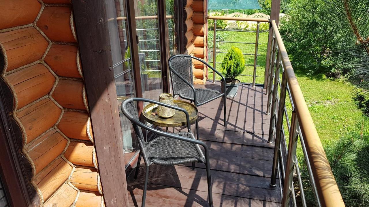 Luxury Villa With Pool And Sauna แชร์นิฟซี ภายนอก รูปภาพ