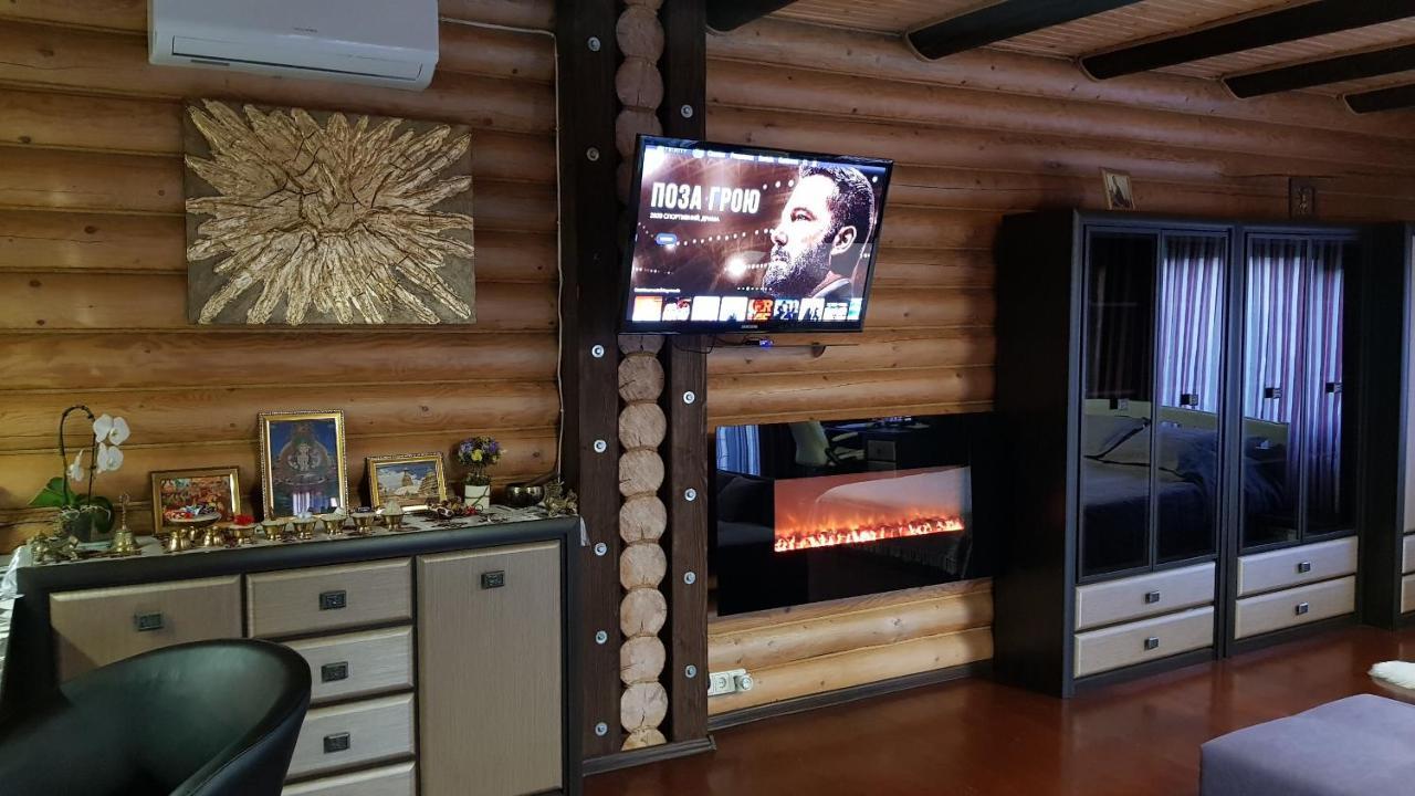 Luxury Villa With Pool And Sauna แชร์นิฟซี ภายนอก รูปภาพ